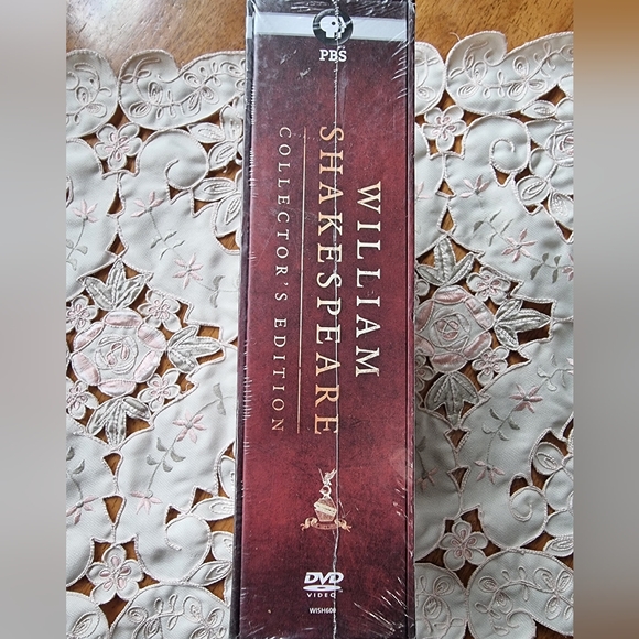 ๐๏ธ William Shakespeare Collector's Edition 7 Hours on 3 DVDs Plus Memorabilia - Picture 7 of 7